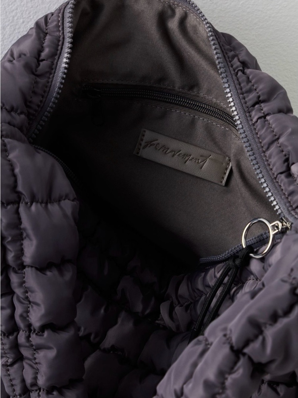 Quilted Carryall Bag - Picture 4 of 10